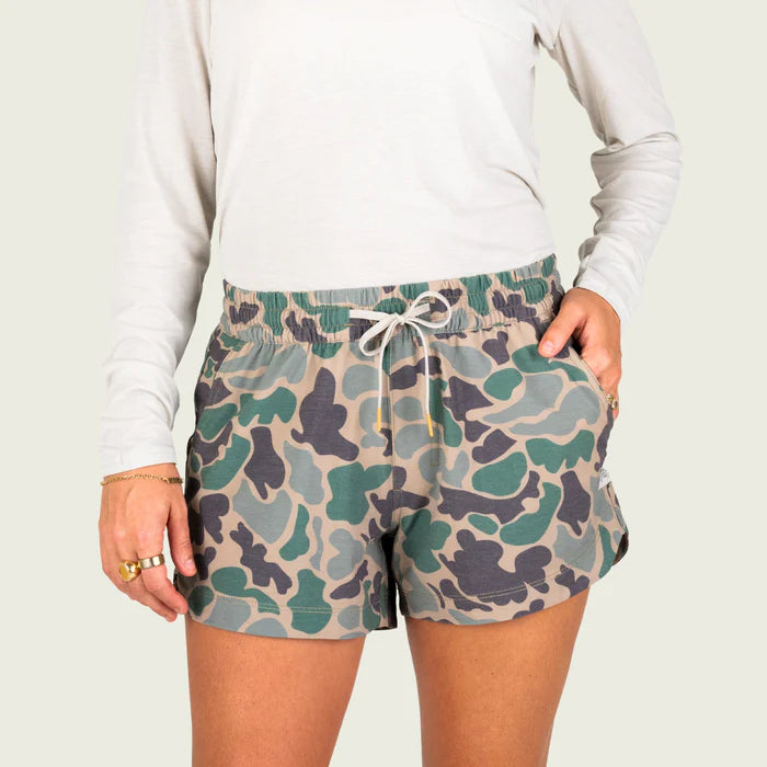 MARSH WEAR WOMEN'S FULTON VOLLEY SHORTS