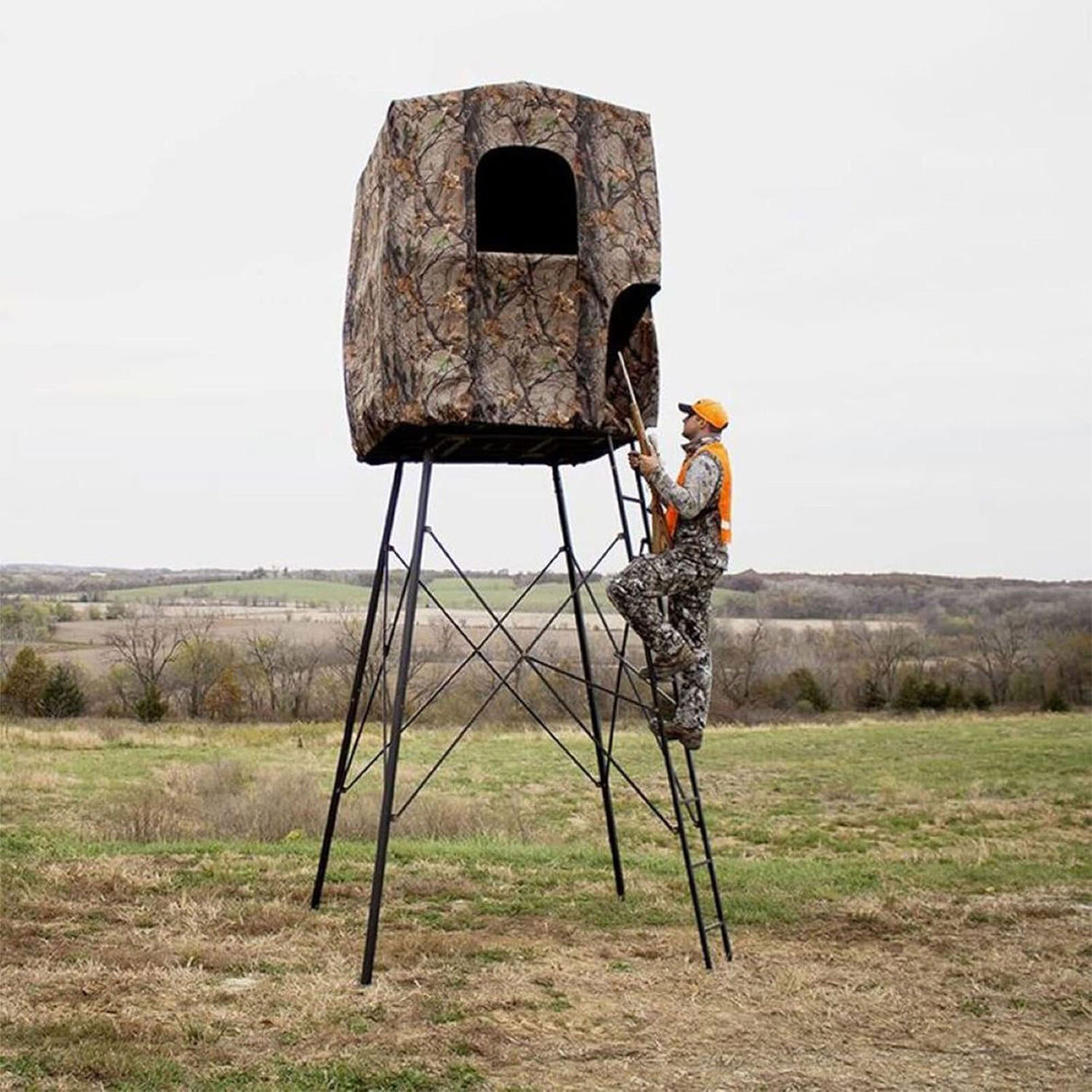 MUDDY OUTDOORS 7' QUAD POD HUNTING BLIND WITH ZIPPERED WINDOWS