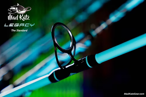 MAD KATZ ICE BLUE LEGACY SPINNING ROD (IT GLOWS)