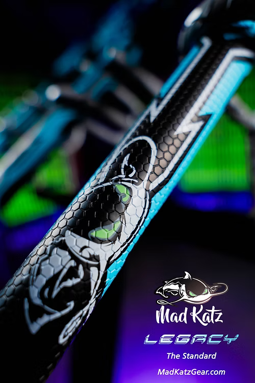 MAD KATZ ICE BLUE LEGACY CASTING ROD (IT GLOWS)