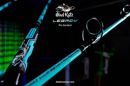 MAD KATZ ICE BLUE LEGACY SPINNING ROD (IT GLOWS)