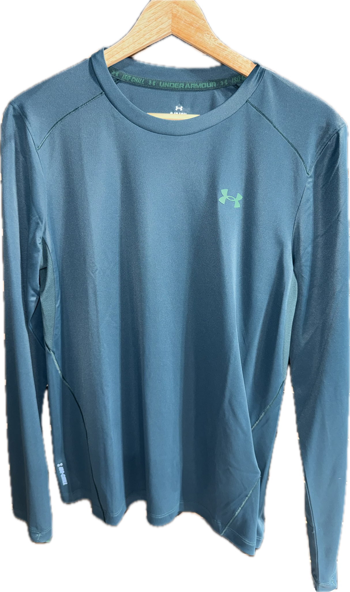 UNDER ARMOUR WOMENS EXPLORE UPF LS CREW 50% OFF