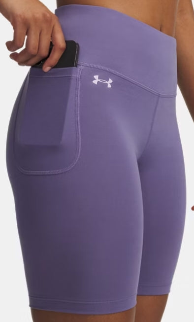 UNDER ARMOUR WOMENS 8" MOTION BIKE SHORT